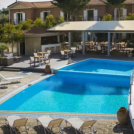 Olive Grove & Apartahotel 3*