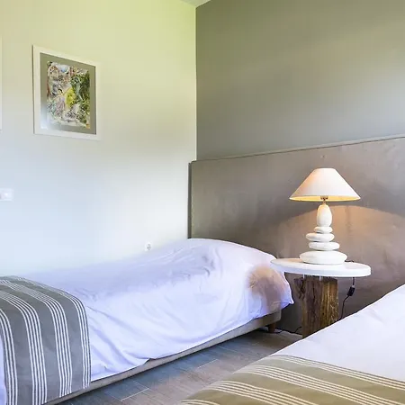 Olive Grove & Lejlighedshotel 3*