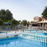 מלון דירות Olive Grove & 3*