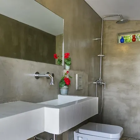Aparthotel Olive Grove & Svoronata