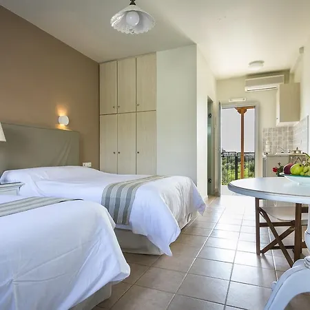 Olive Grove & Aparthotel 3*