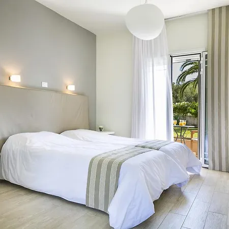 Olive Grove & Aparthotel