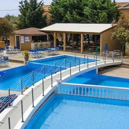 Aparthotel Olive Grove & Svoronata