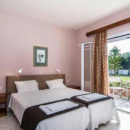 Olive Grove & Aparthotel Svoronata